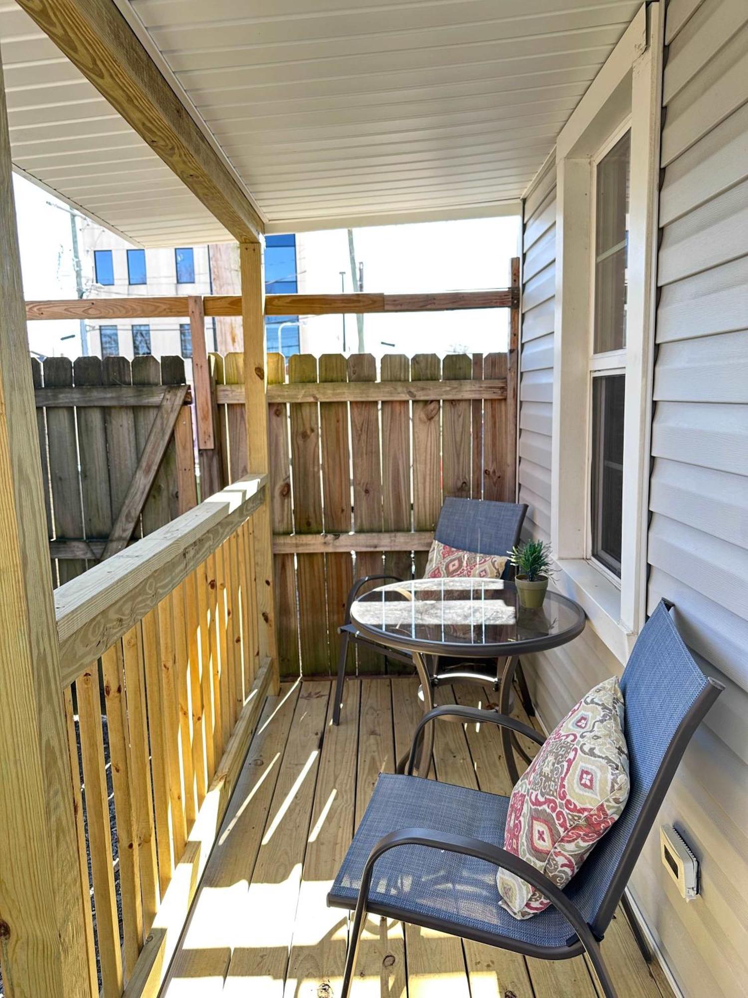 E3 Centrally Located In Carytown Fully Fenced Richmond Extérieur photo